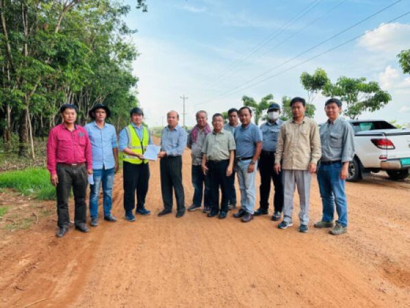 ត្រួតពិនិត្យ និងតាមដានវឌ្ឍនៈភាពការងារគាំពារបរិស្ថាន និងសង្គមក្នុងការសាងសង់ផ្លូវជនបទក្រាលកៅស៊ូនៅខេត្តគោលដៅគម្រោងចំនួន ៣