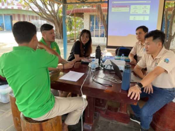 ការចុះបង្ហាត់បង្រៀនដល់សហគ្រាសកសិកម្ម ដើម្បីទទួលបានវិញ្ញាបនបត្រសុវត្ថិភាពចំណីអាហារ (GHP/HACCP)